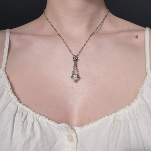 Antique white pearl and silver basket necklace with a small silver chain - Picture 6 of 7